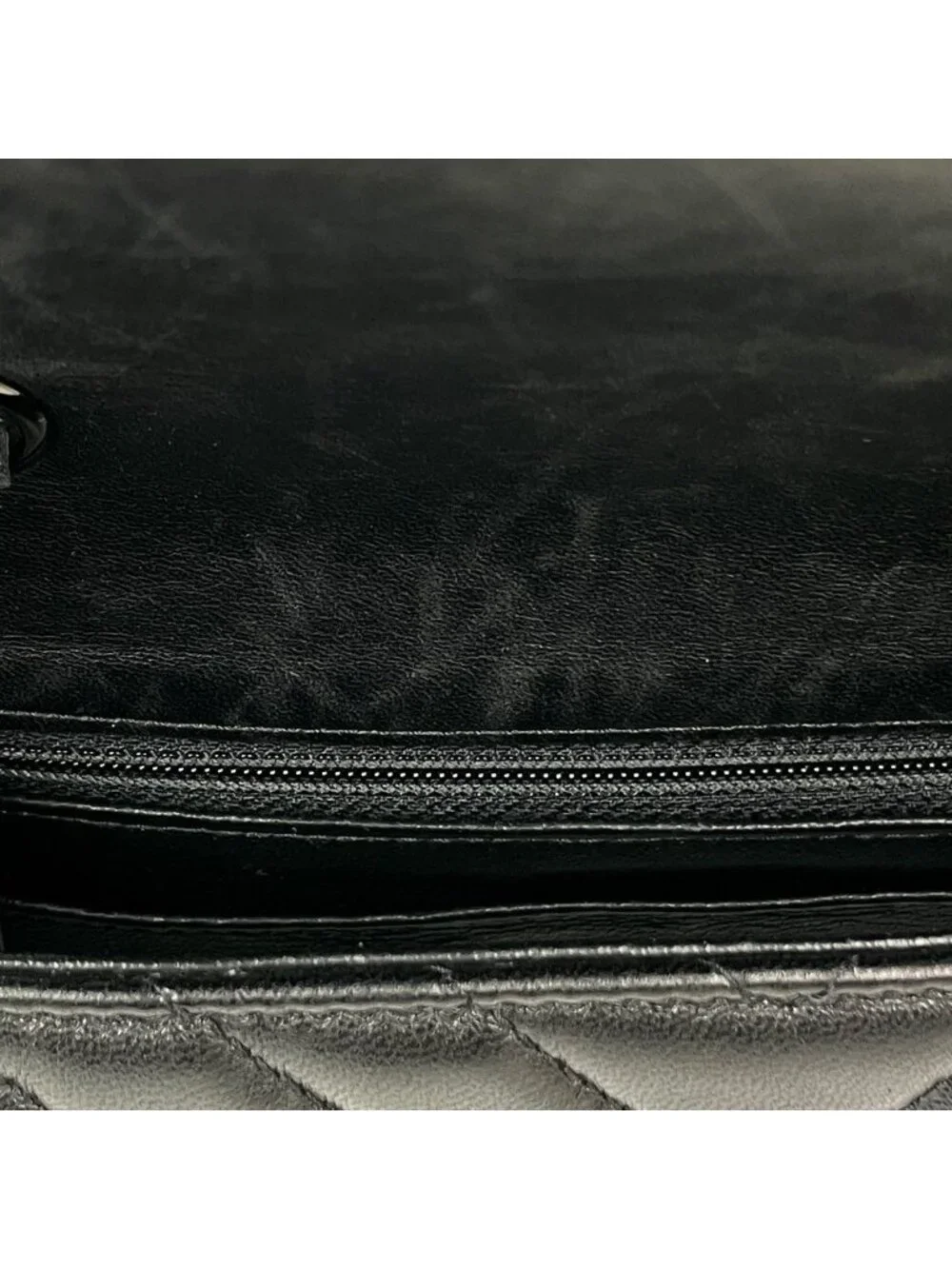 Chanel Stitch Chain Shoulder Bag CC Logo Blanc Leather Black